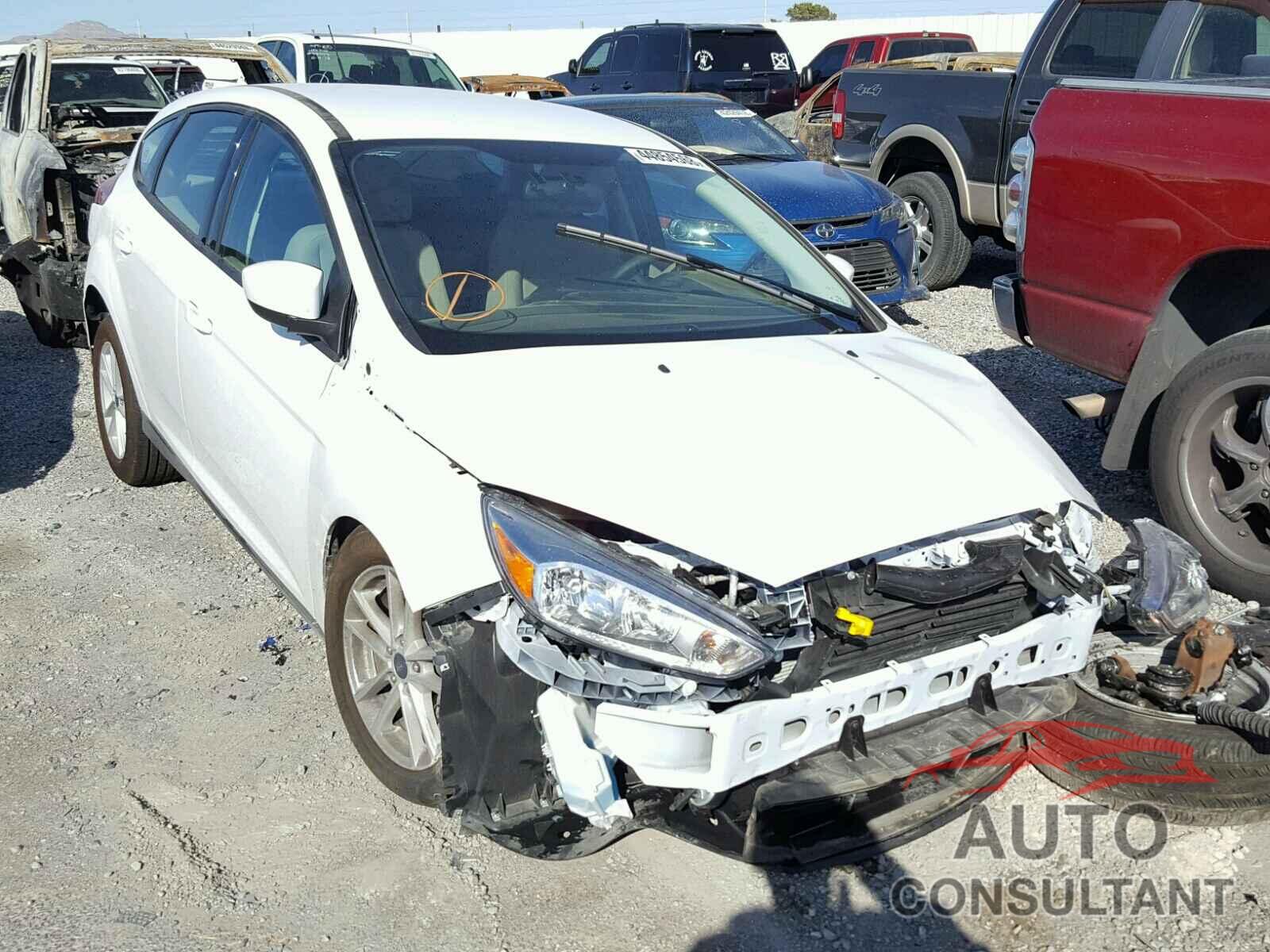FORD FOCUS 2018 - 1FADP3K21JL288792