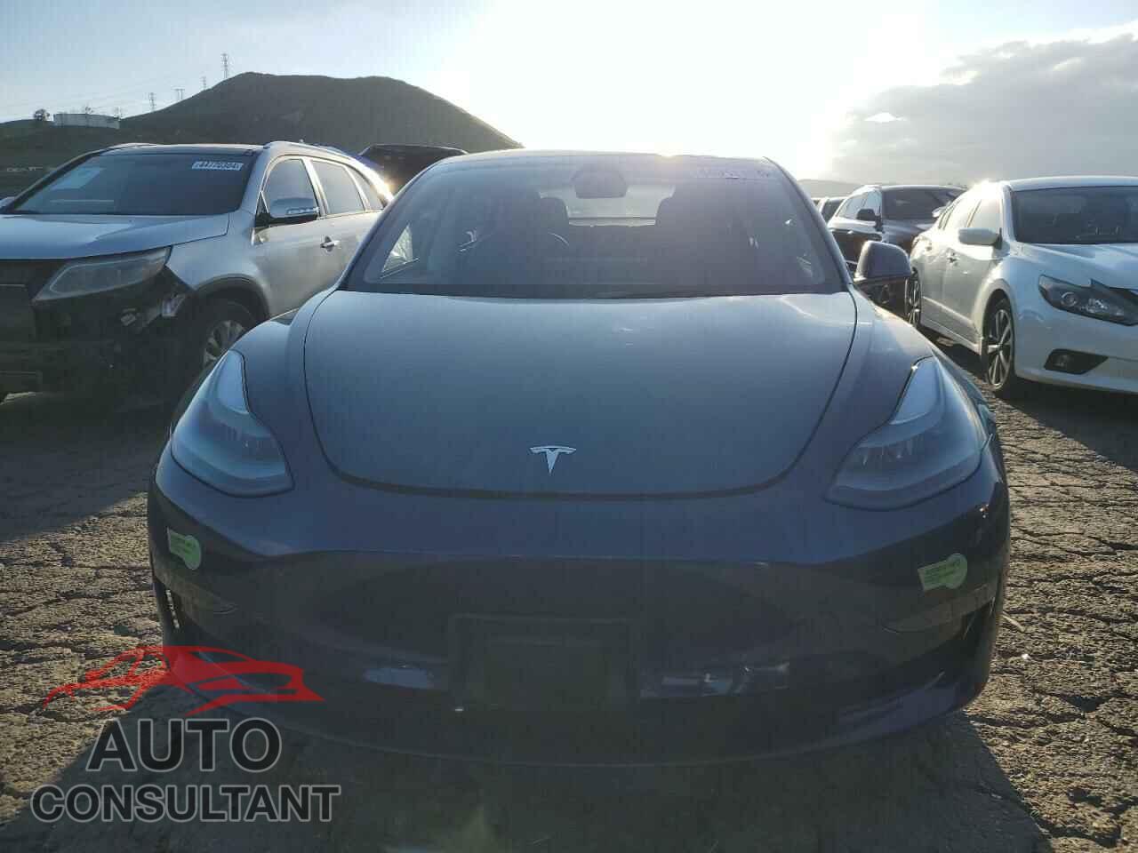 TESLA MODEL 3 2022 - 5YJ3E1EA9NF373357