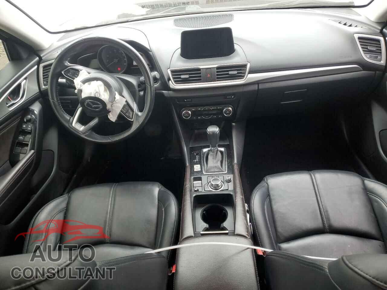 MAZDA 3 2017 - 3MZBN1L79HM122418