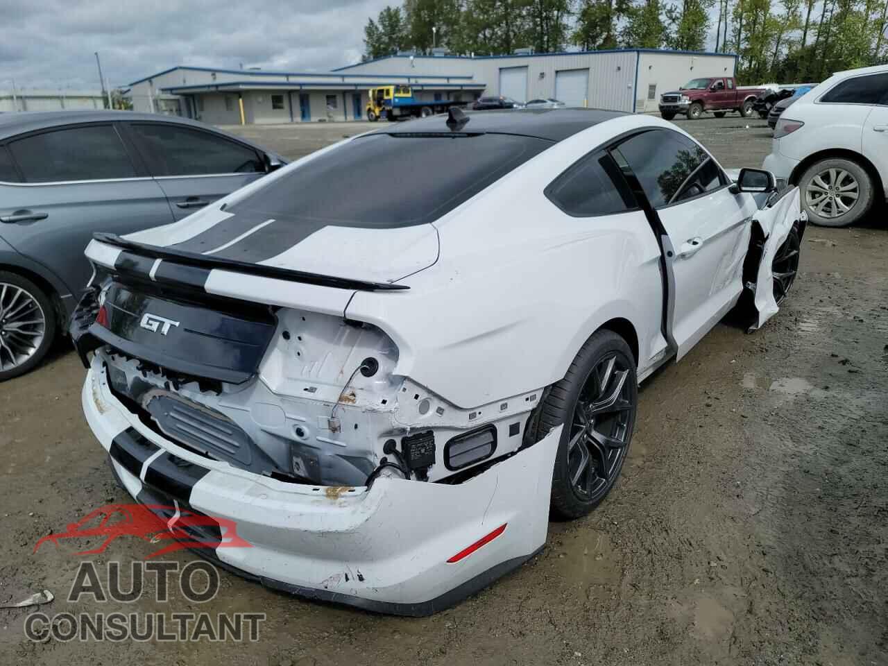 FORD MUSTANG 2020 - 1FA6P8CF2L5170555