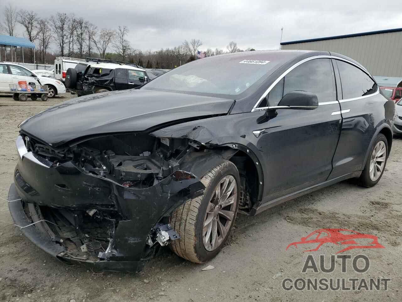 TESLA MODEL X 2019 - 5YJXCDE22KF152776