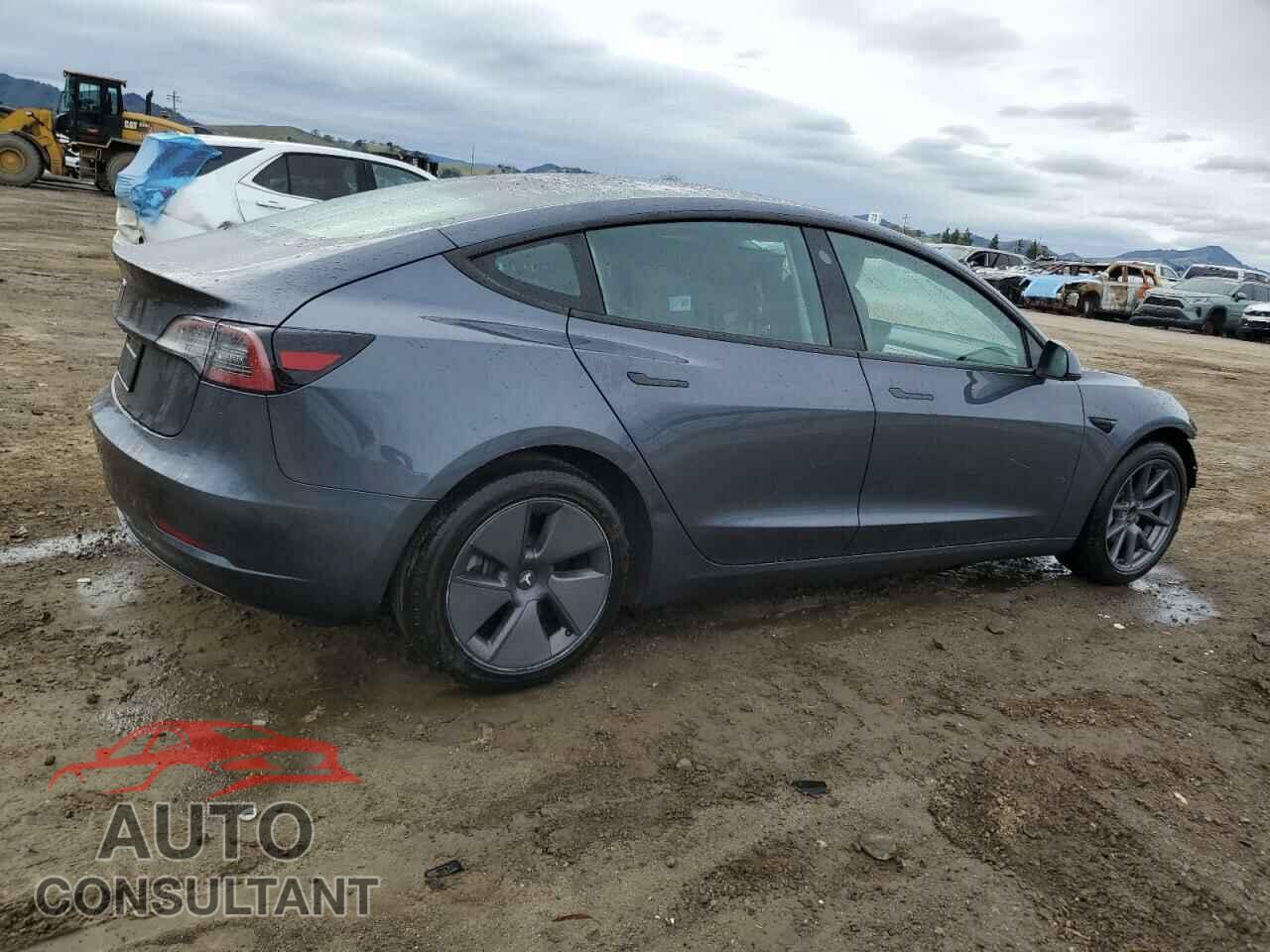 TESLA MODEL 3 2023 - 5YJ3E1EAXPF451082