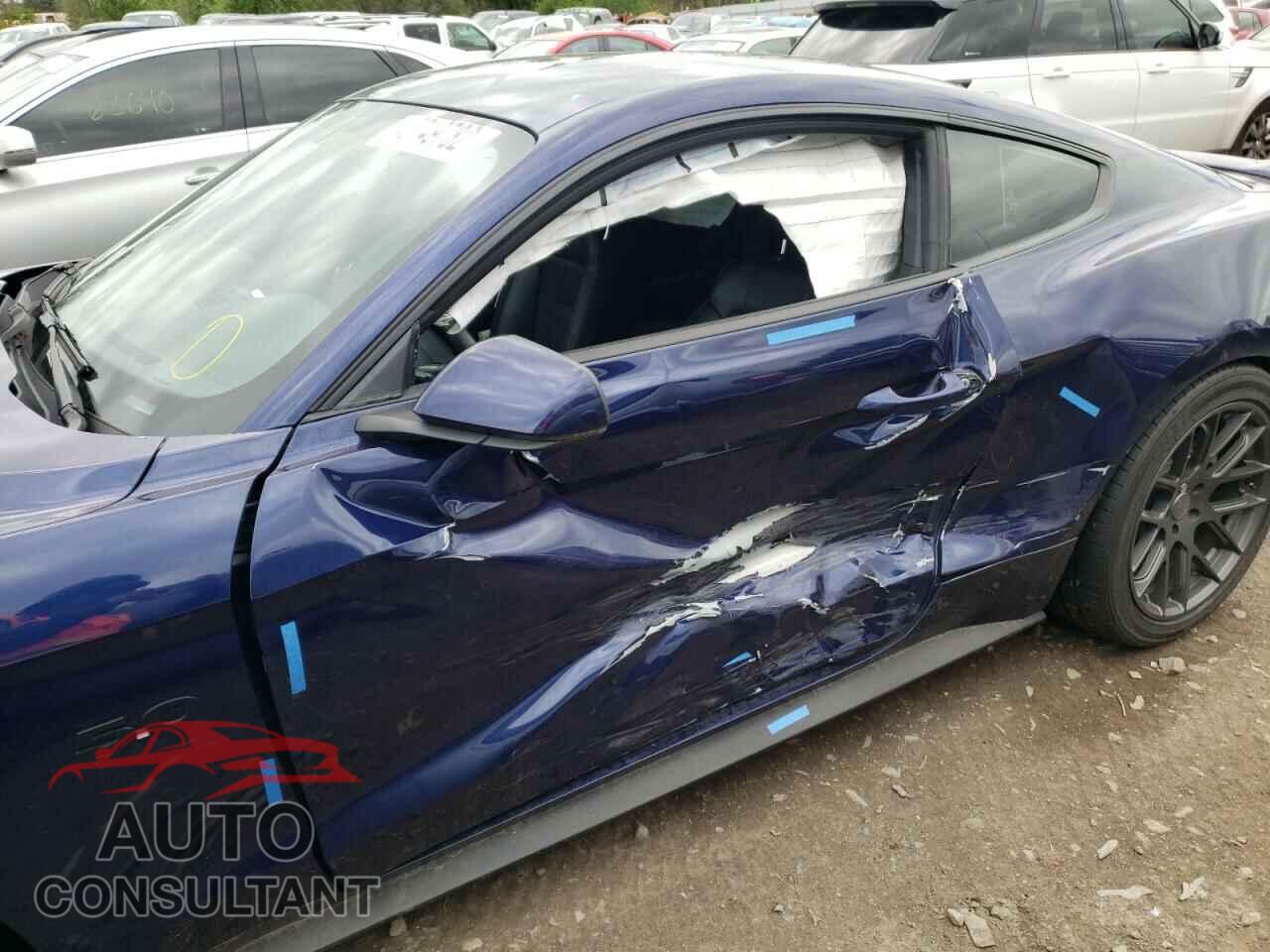 FORD MUSTANG 2018 - 1FA6P8CF8J5117579