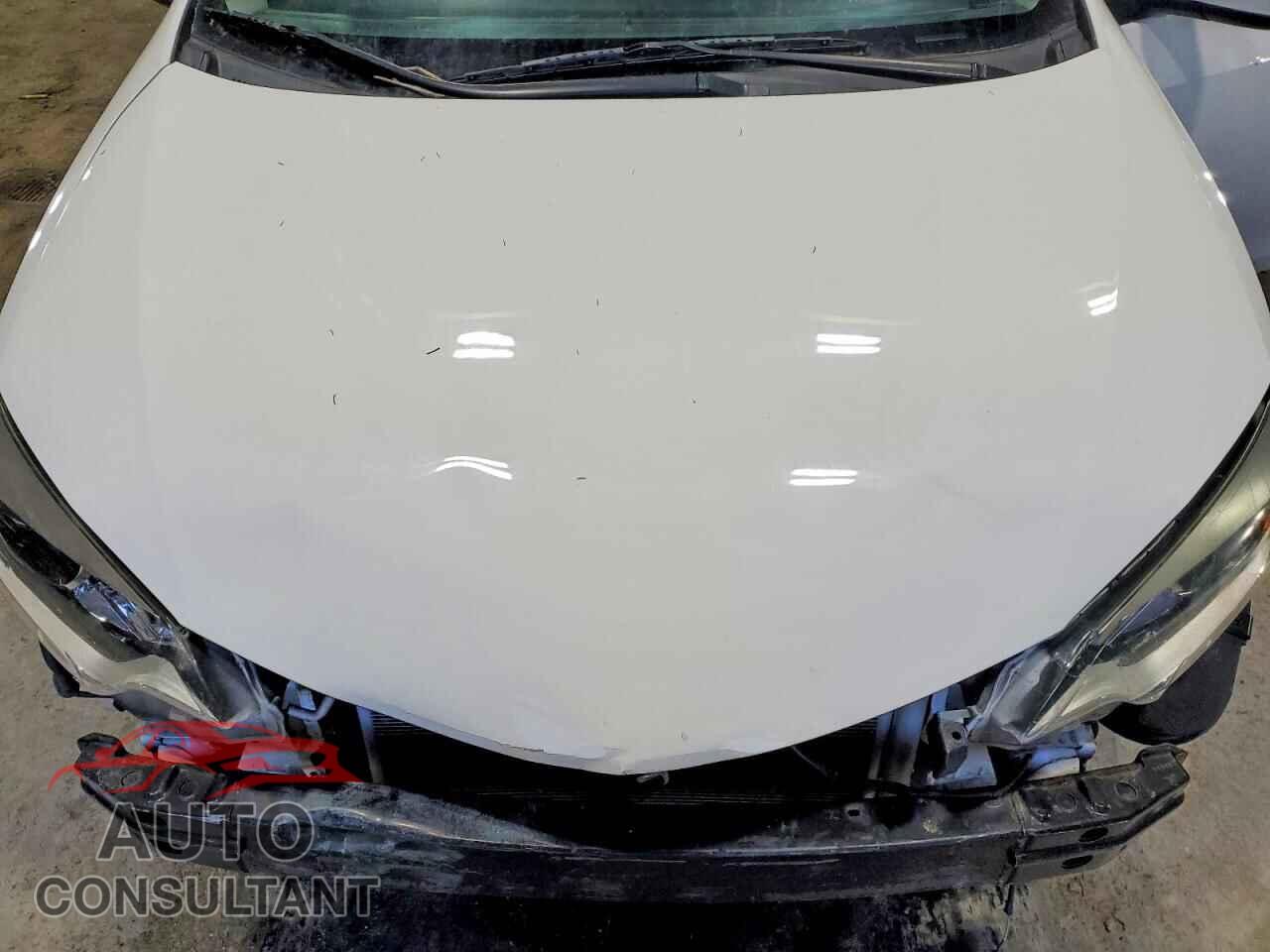 TOYOTA COROLLA 2015 - 2T1BURHEXFC336531