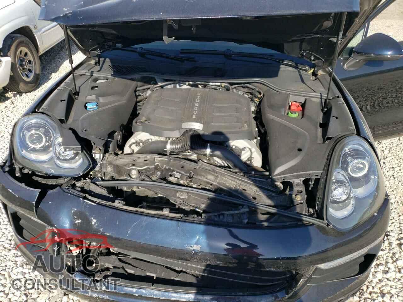 PORSCHE CAYENNE 2017 - WP1AB2A23HLA51723