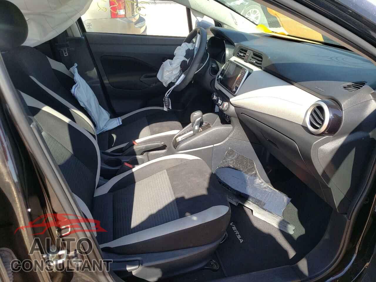NISSAN VERSA 2021 - 3N1CN8EV1ML855934