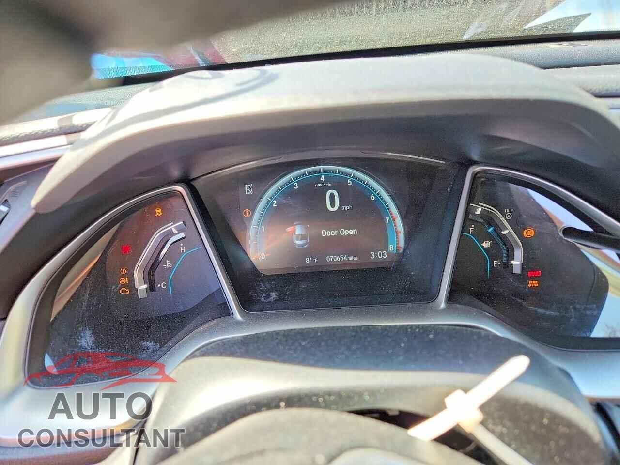 HONDA CIVIC 2018 - 2HGFC2F72JH546170