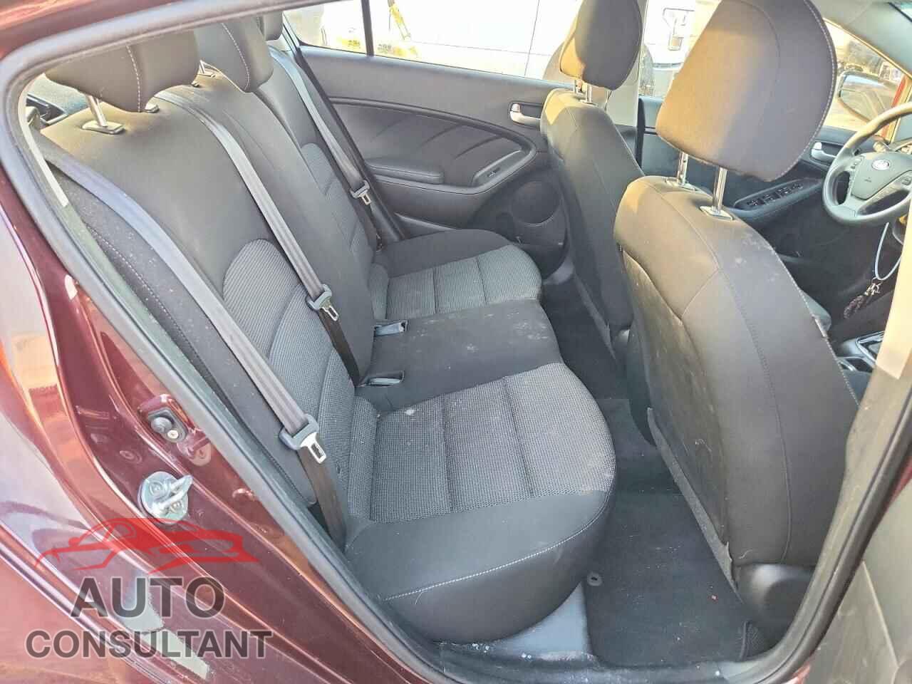 KIA FORTE 2017 - 3KPFK4A76HE116507