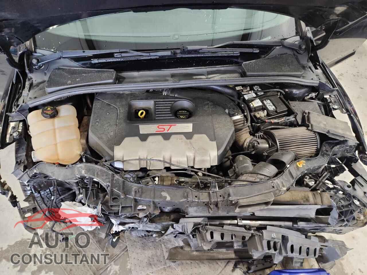 FORD FOCUS 2016 - 1FADP3L97GL202194