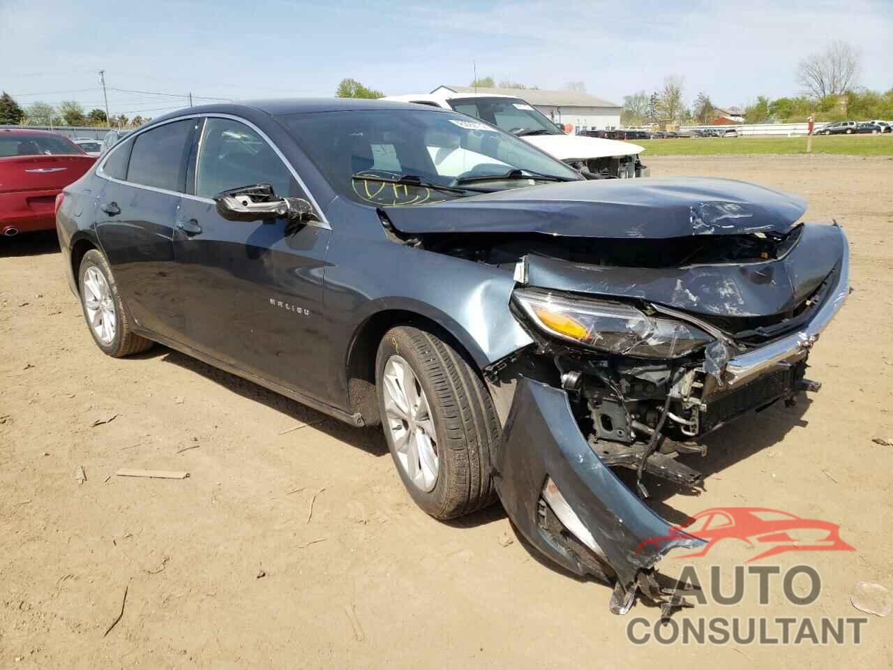CHEVROLET MALIBU 2019 - 1G1ZD5ST8KF151077