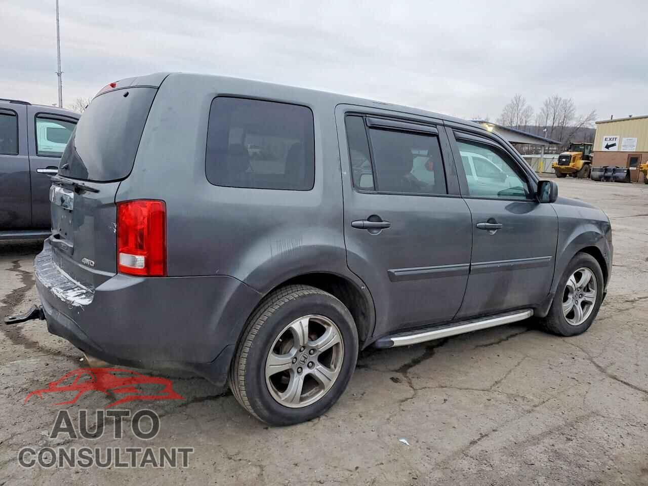 HONDA PILOT 2013 - 5FNYF4H52DB066534