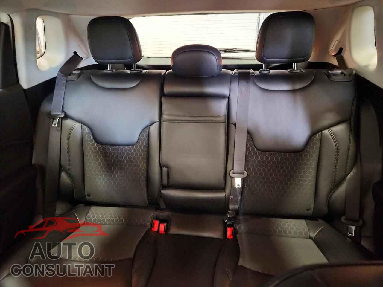 JEEP COMPASS 2019 - 3C4NJDBB7KT653584
