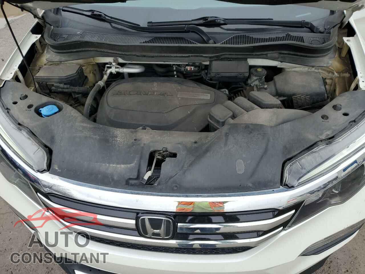 HONDA PILOT 2016 - 5FNYF6H05GB112832