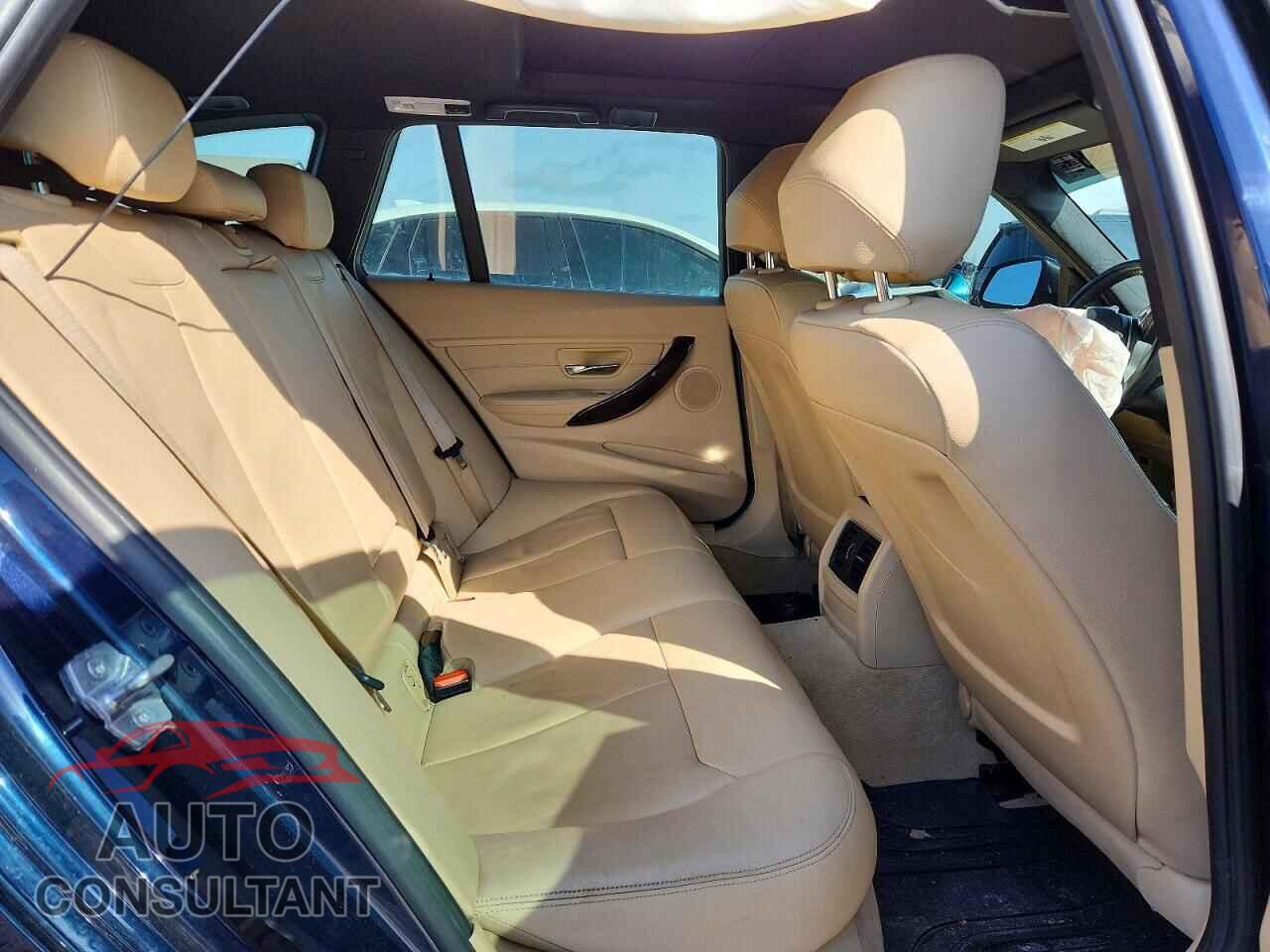 BMW 3 SERIES 2015 - WBA3K5C54FK547553