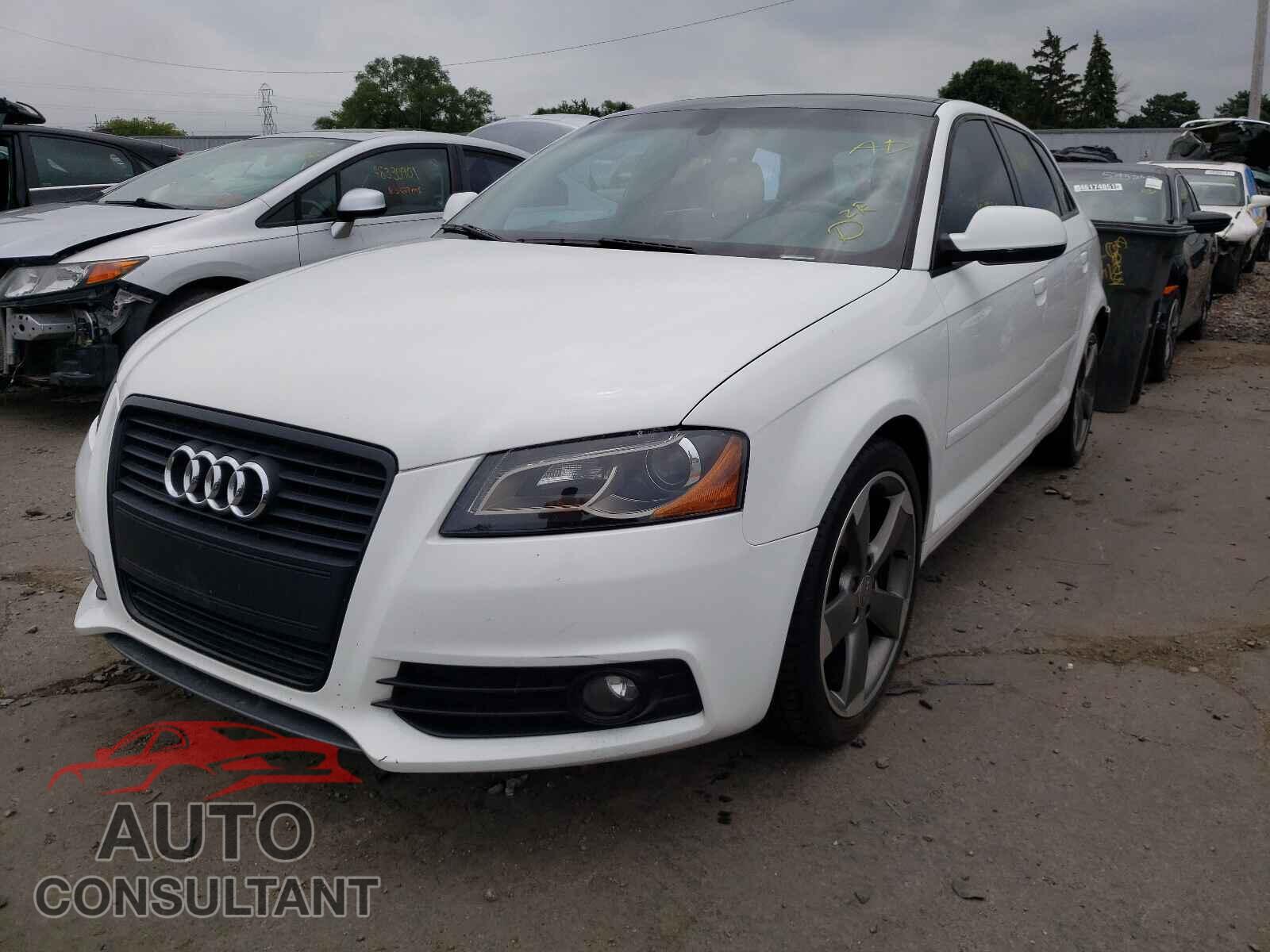 AUDI A3 2012 - WAUKJAFM2CA086896