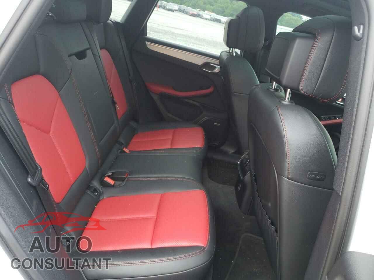 PORSCHE MACAN 2021 - WP1AA2A58MLB09428