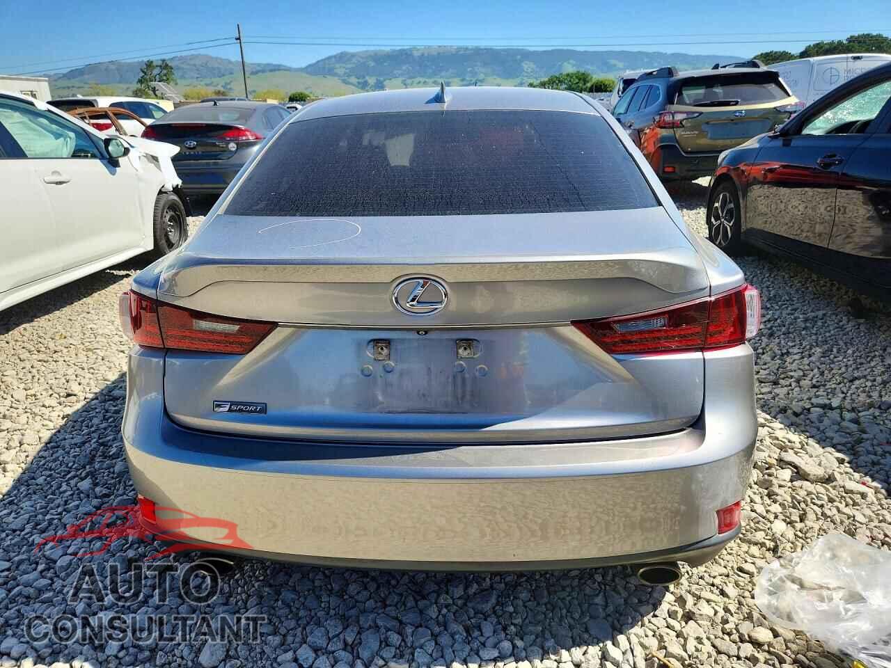 LEXUS IS 2015 - JTHBF1D26F5053238