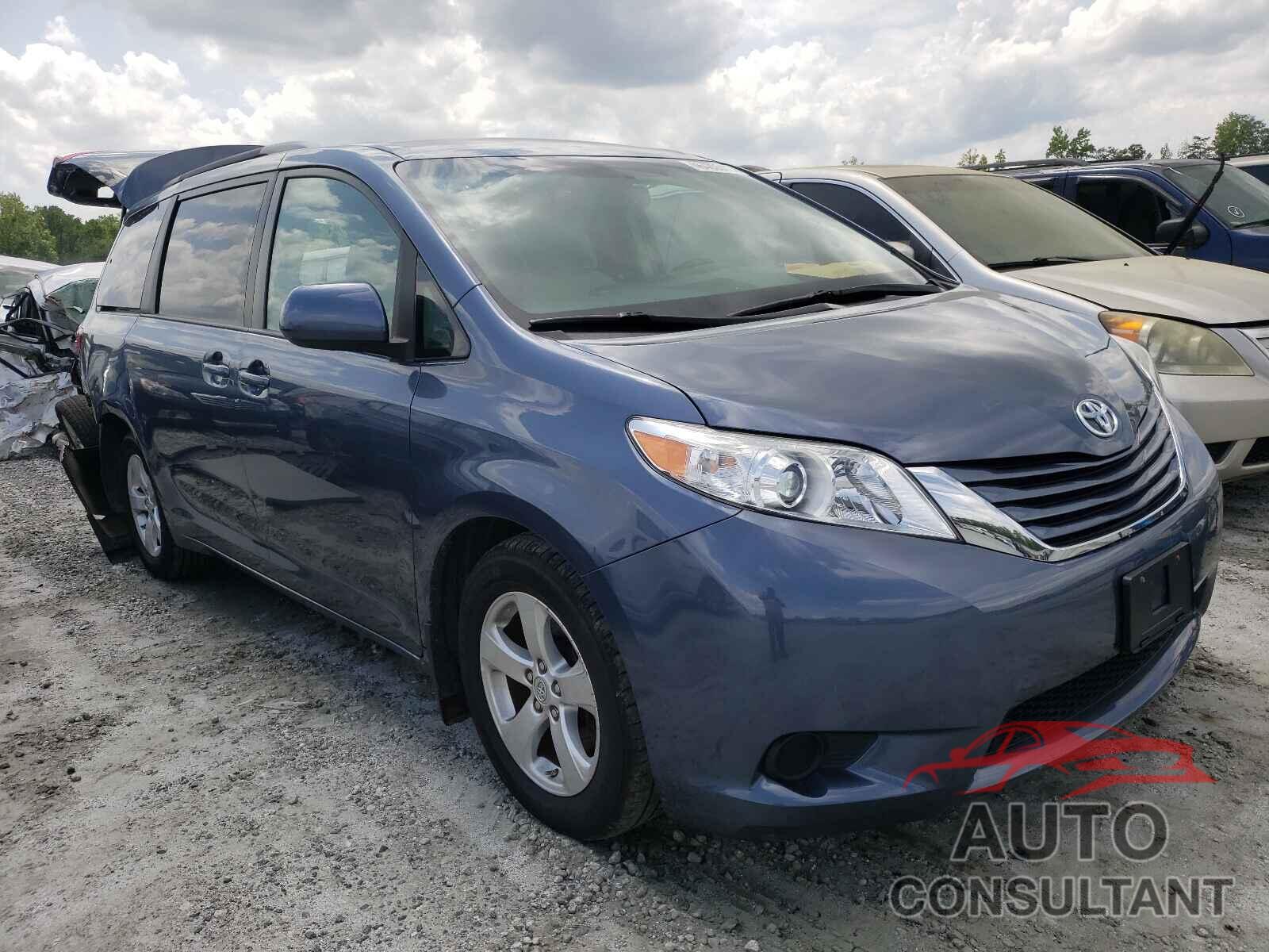 TOYOTA SIENNA 2017 - 5TDKZ3DC0HS787481