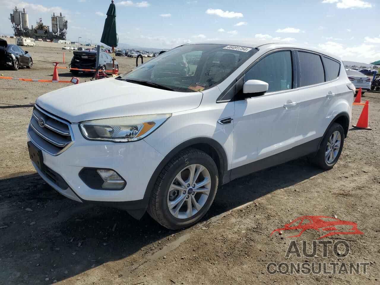FORD ESCAPE 2017 - 1FMCU0G95HUA69742