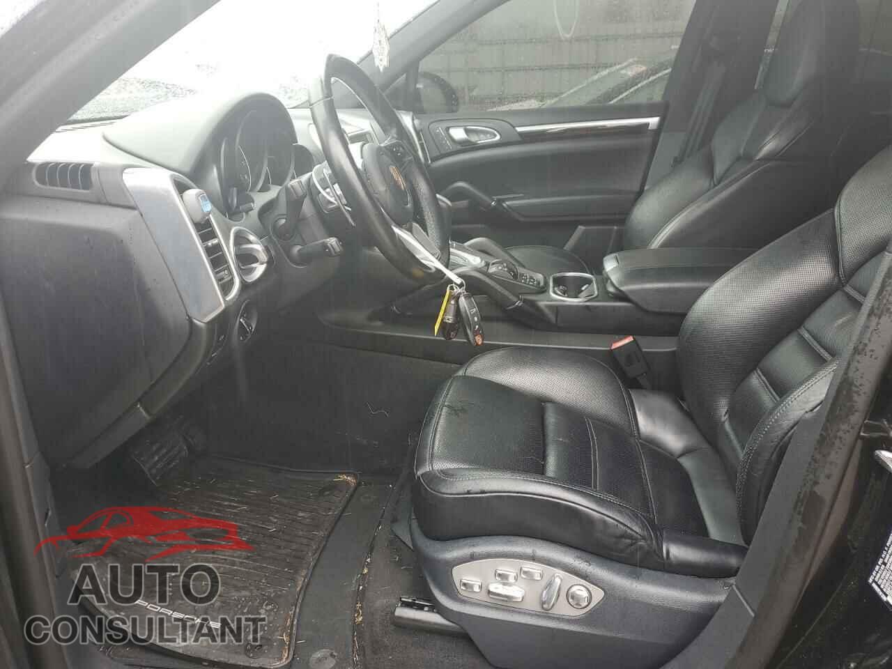 PORSCHE CAYENNE 2017 - WP1AA2A24HKA85212