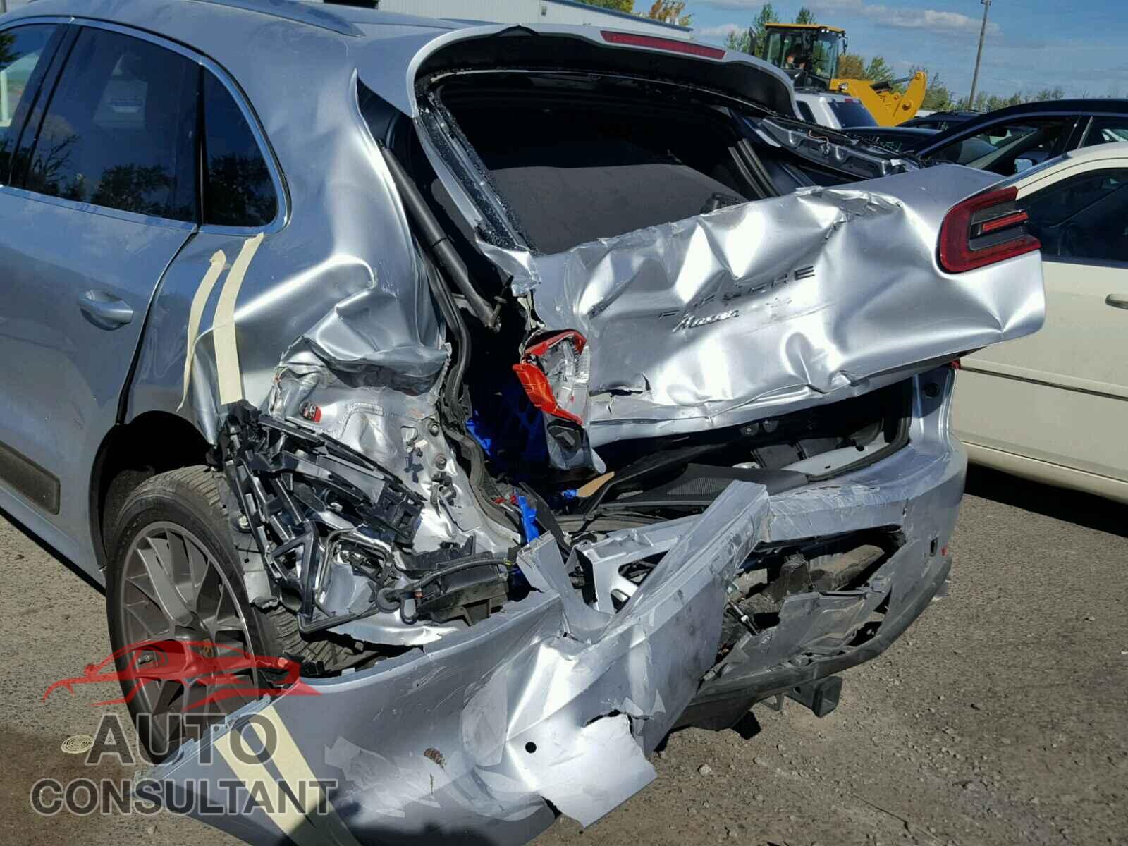 PORSCHE MACAN 2015 - WP1AF2A54FLB94370