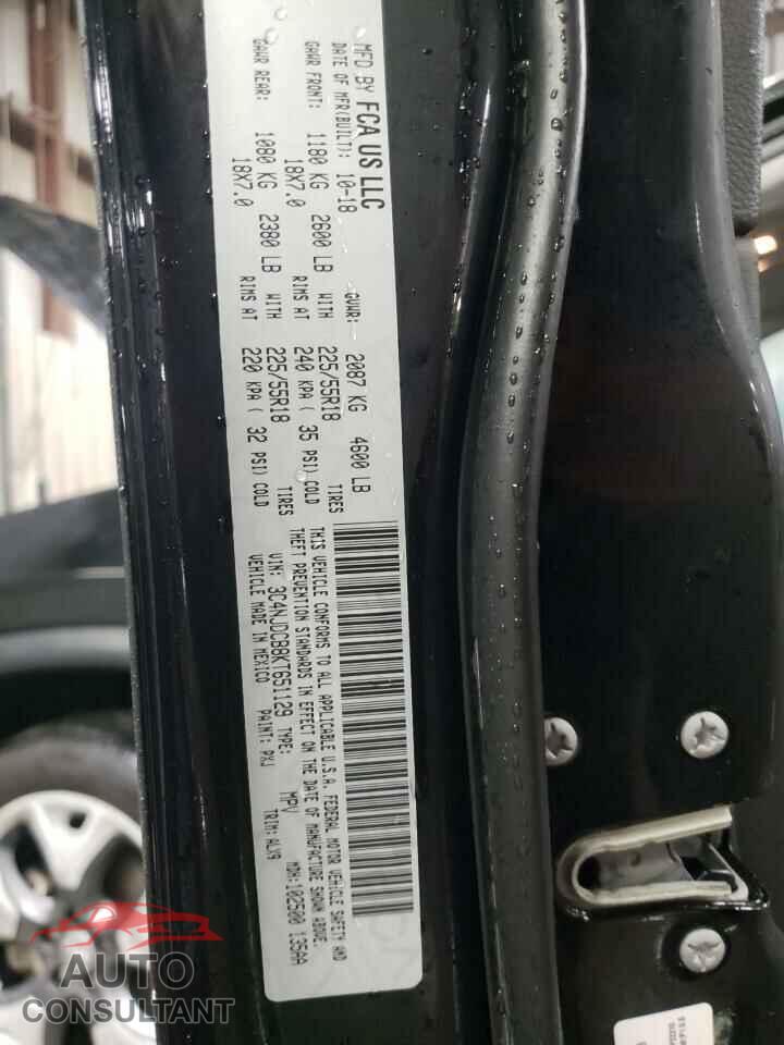 JEEP COMPASS 2019 - 3C4NJDCB8KT651129