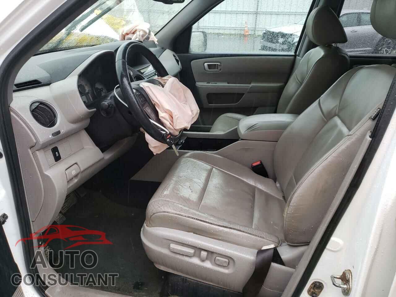 HONDA PILOT 2015 - 5FNYF4H59FB063326