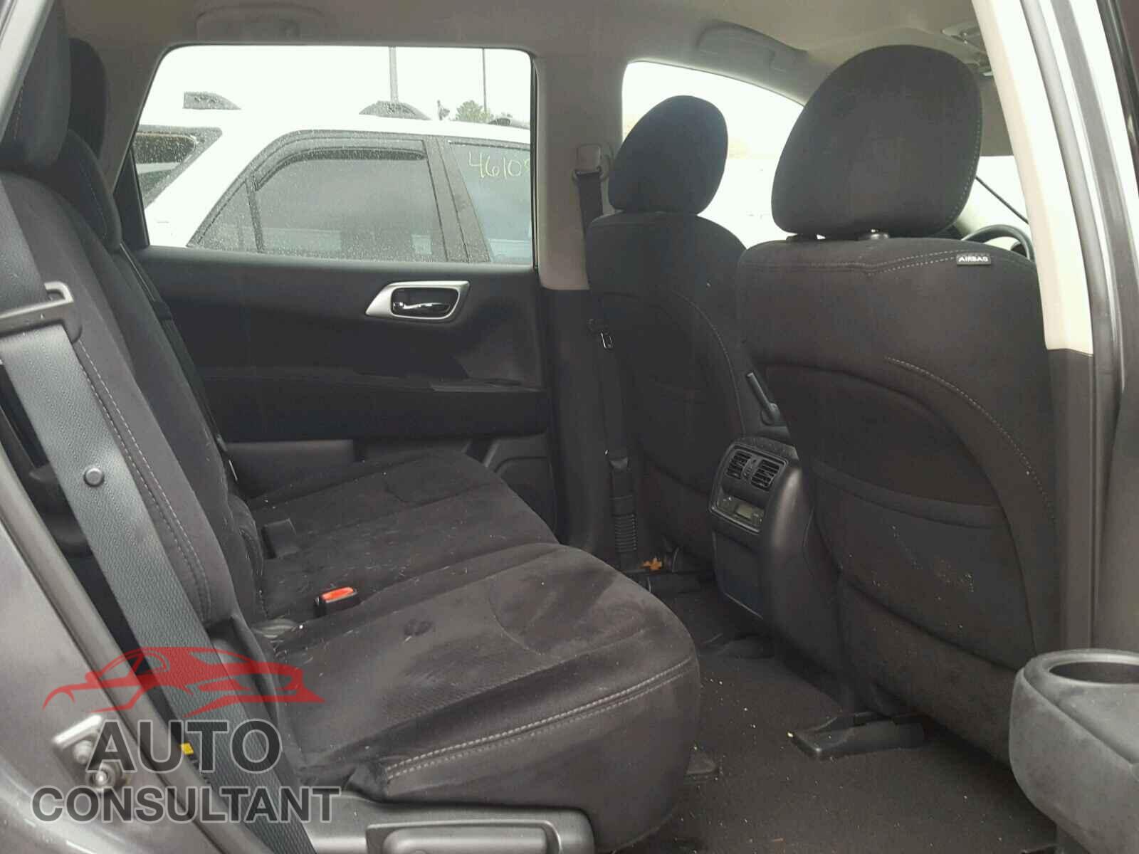 NISSAN PATHFINDER 2015 - 5N1AR2MM3FC622680