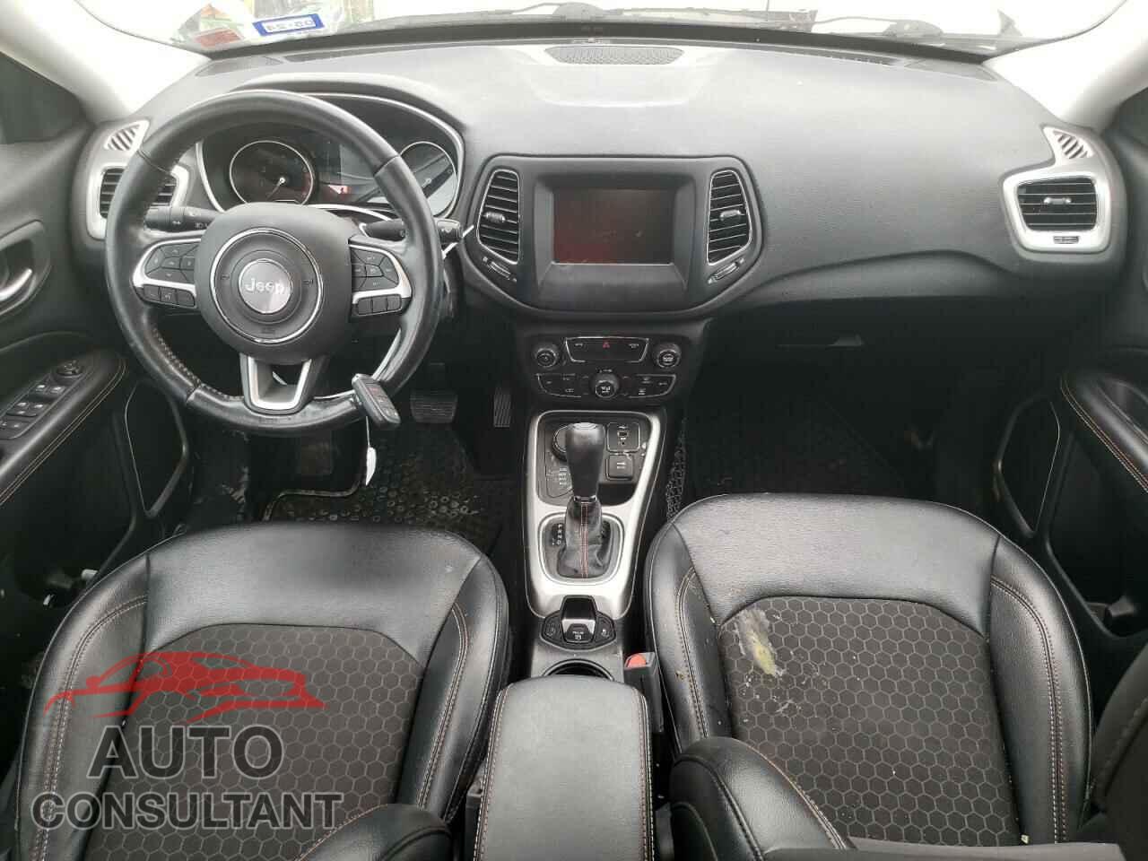 JEEP COMPASS 2020 - 3C4NJDBB6LT138464