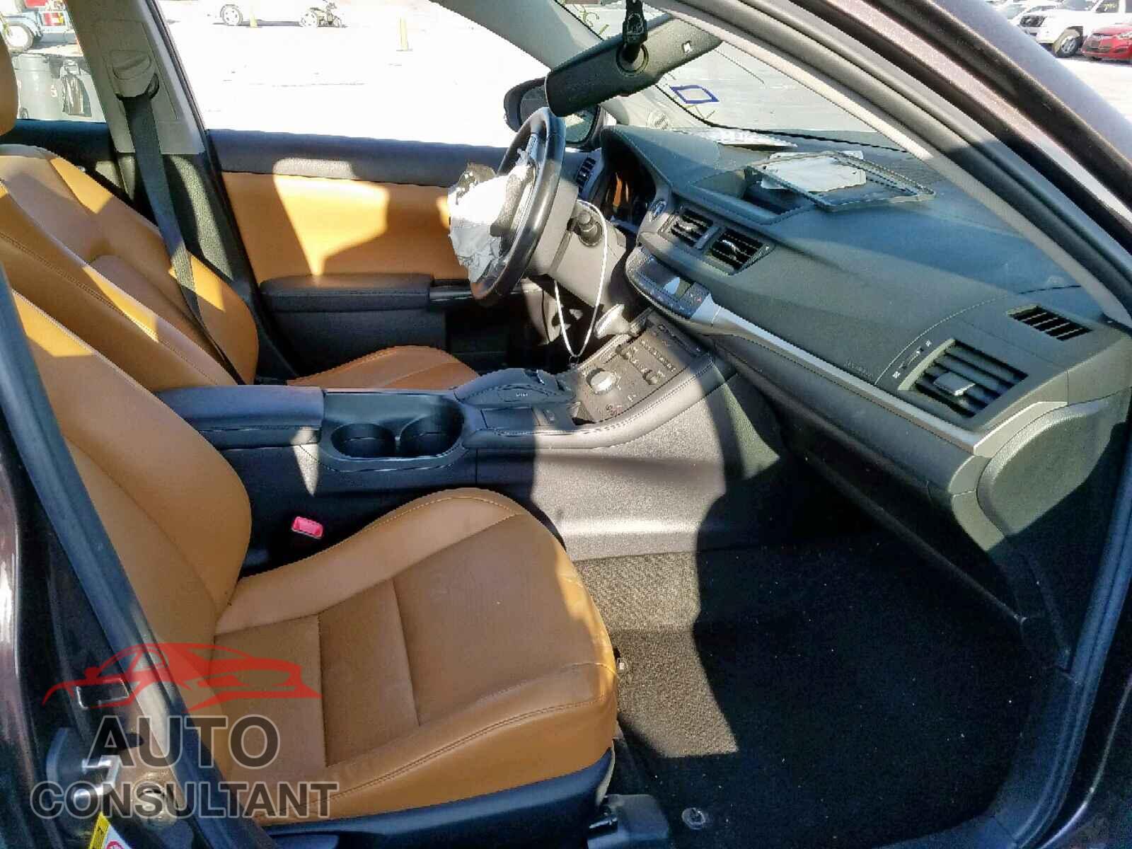 LEXUS CT 200 2011 - JTHKD5BH7B2037971