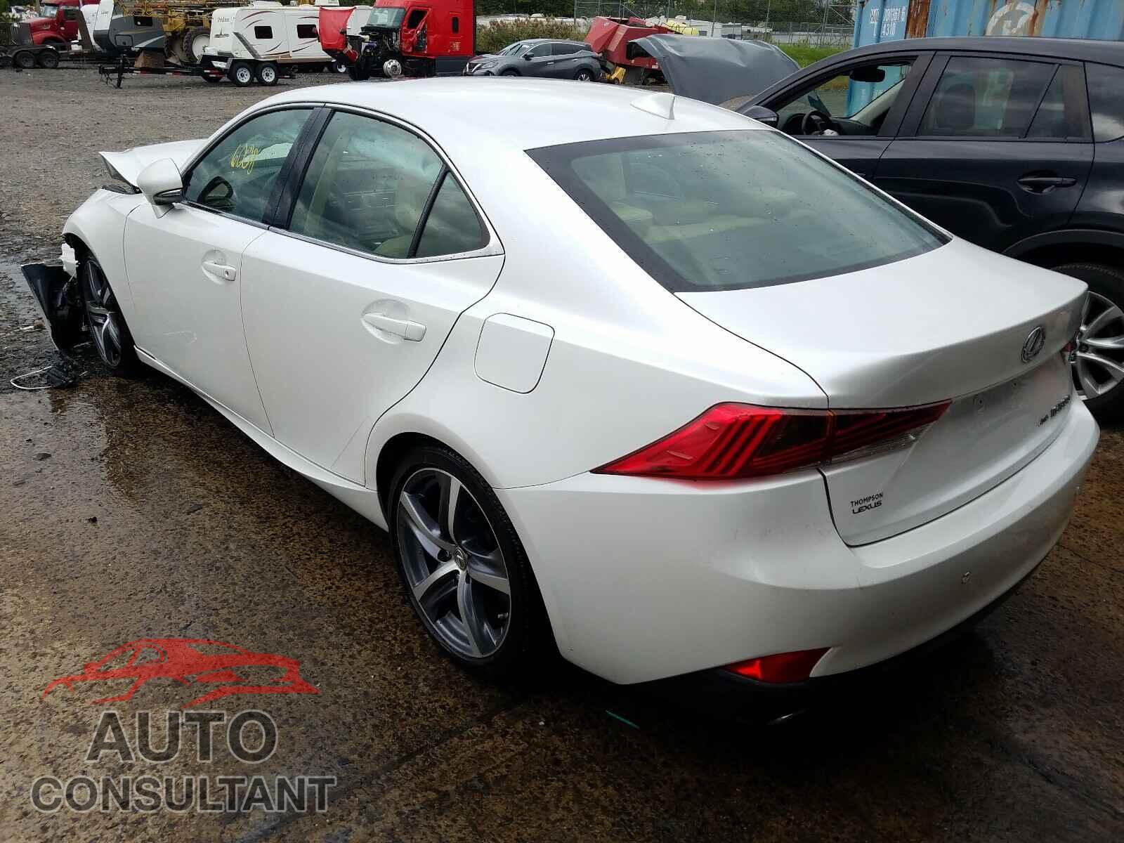 LEXUS IS 2018 - JTHC81D22J5026416