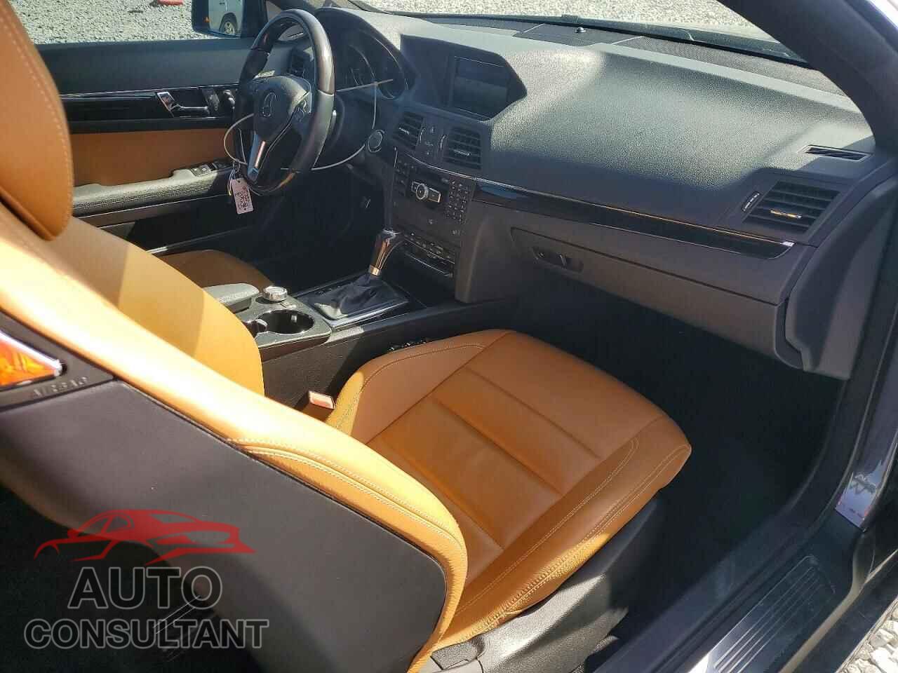MERCEDES-BENZ E-CLASS 2013 - WDDKJ5KB8DF201848
