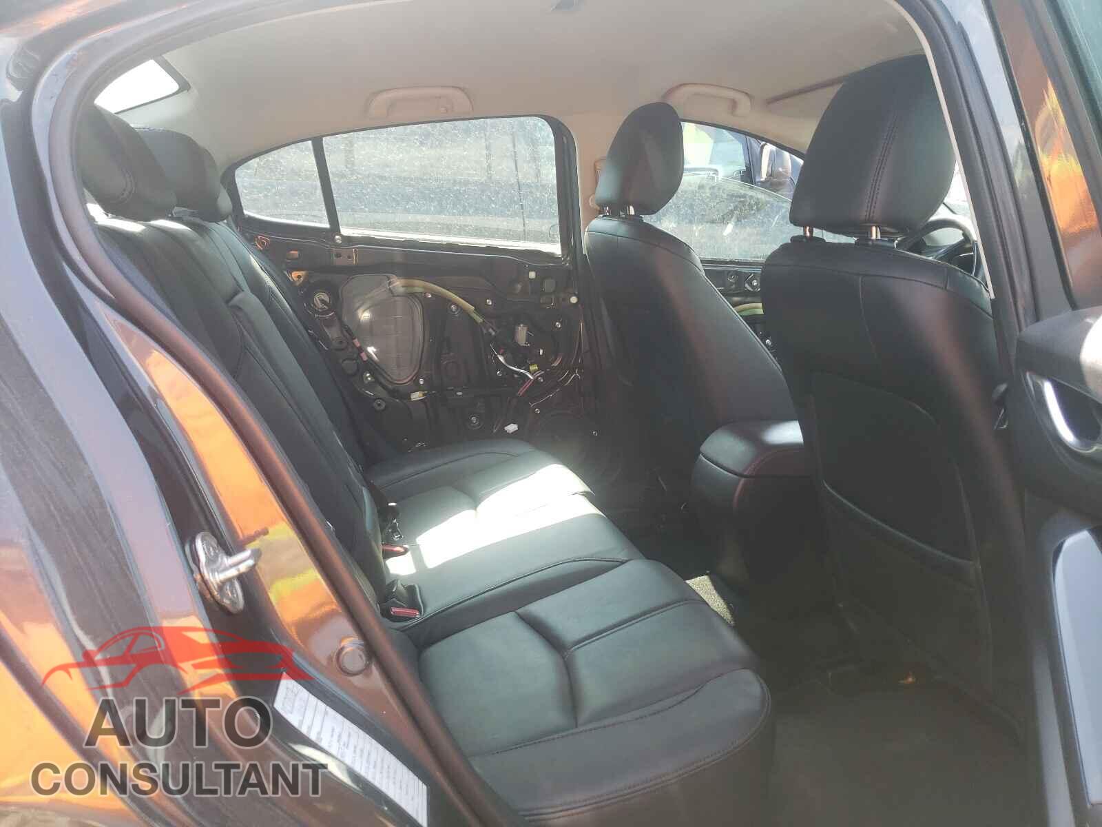 MAZDA 3 2017 - 3MZBN1V79HM116468