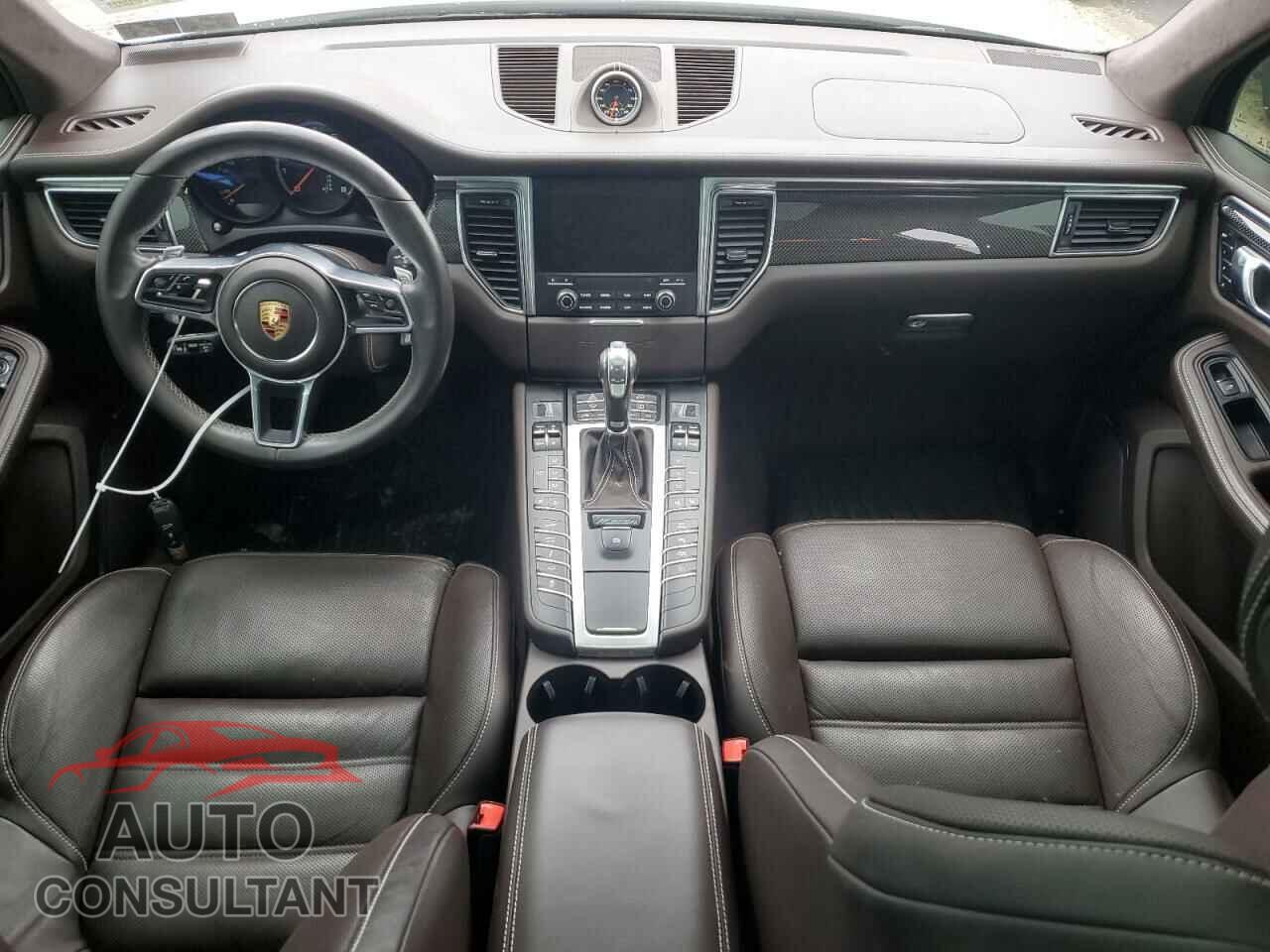 PORSCHE MACAN 2017 - WP1AF2A56HLB62135