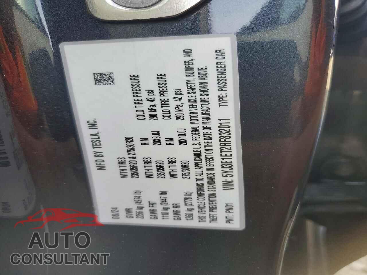 TESLA MODEL 3 2024 - 5YJ3E1ET2RF832011
