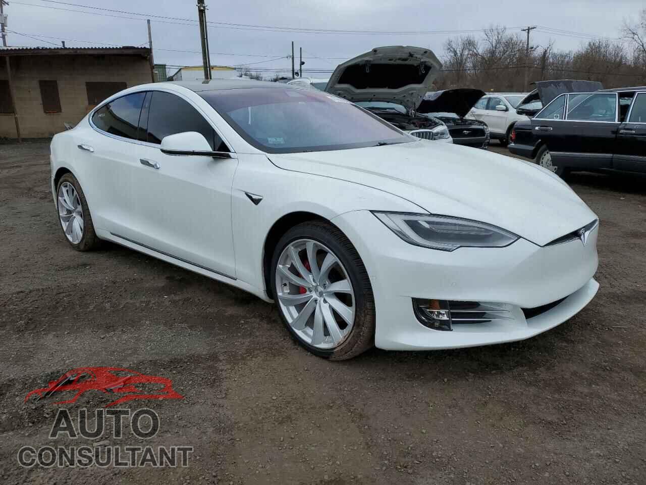 TESLA MODEL S 2020 - 5YJSA1E27LF360331