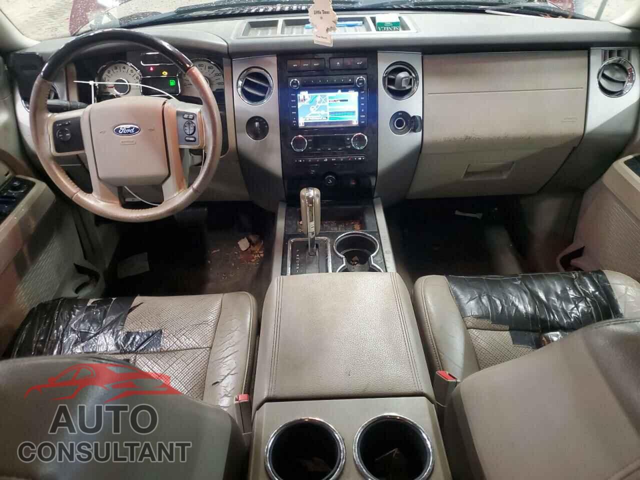 FORD EXPEDITION 2011 - 1FMJU2A54BEF00484
