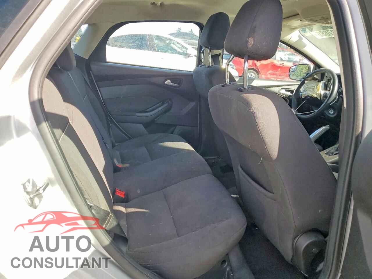 FORD FOCUS 2012 - 1FAHP3M24CL161908