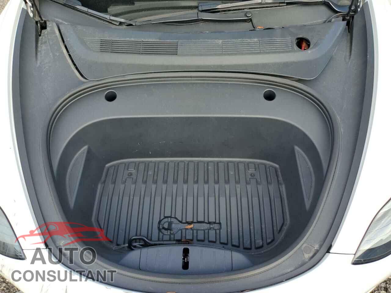 TESLA MODEL 3 2023 - 5YJ3E1EA8PF436645