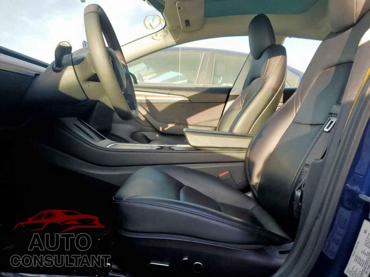 TESLA MODEL 3 2021 - 5YJ3E1EA0MF014607
