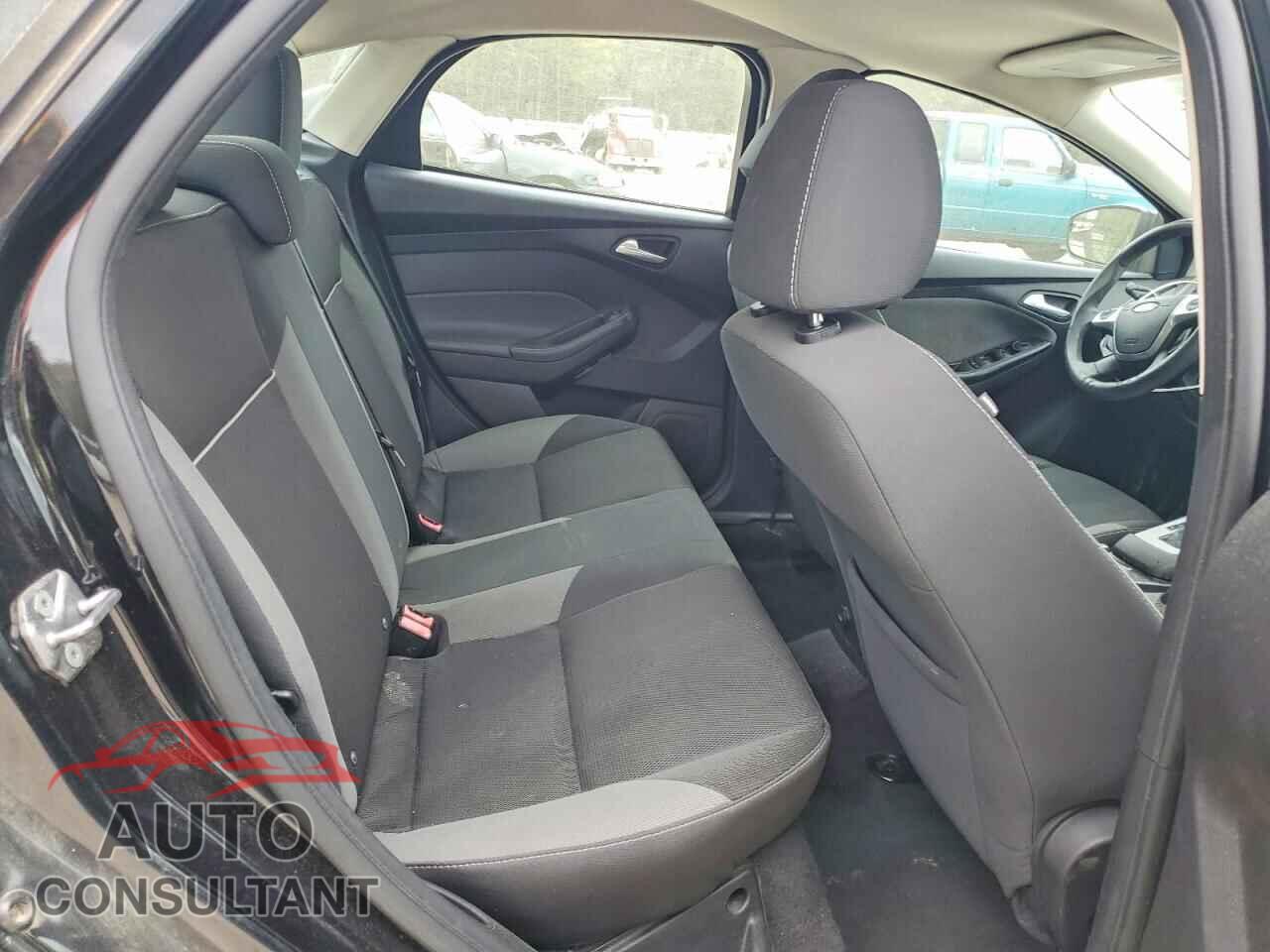 FORD FOCUS 2013 - 1FADP3F29DL323786