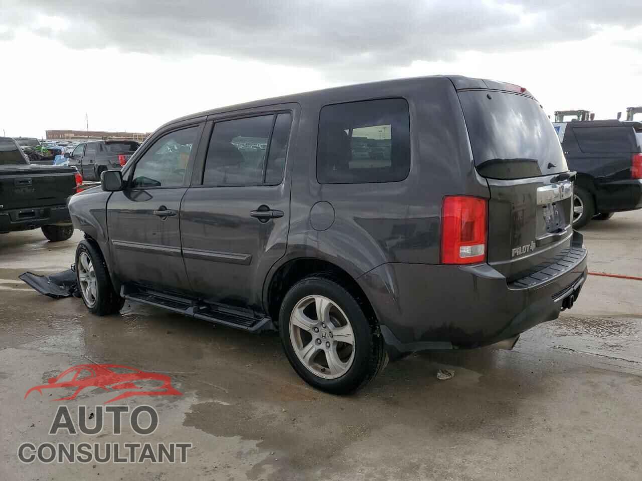 HONDA PILOT 2014 - 5FNYF3H68EB001658