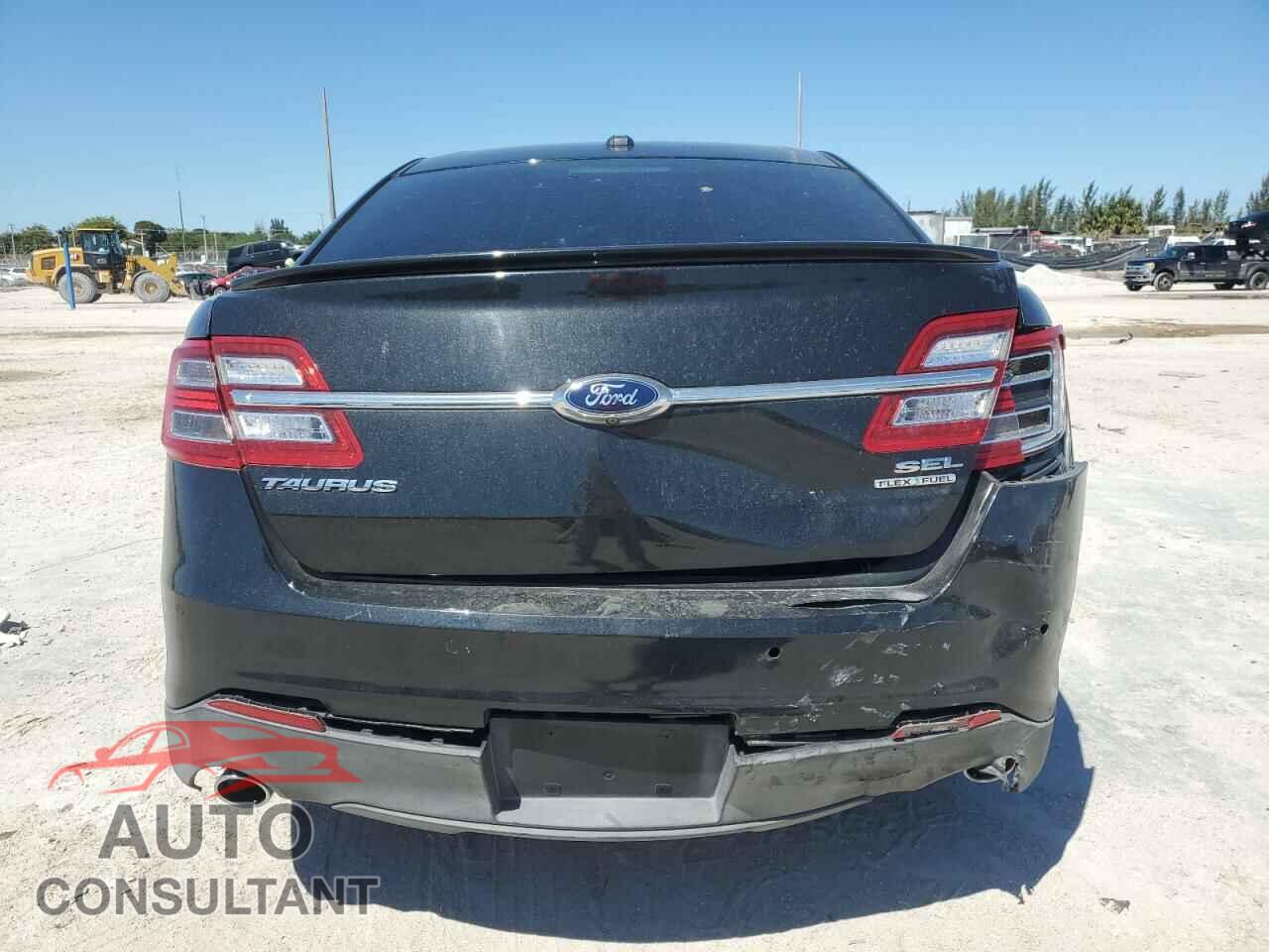 FORD TAURUS 2014 - 1FAHP2E84EG139447
