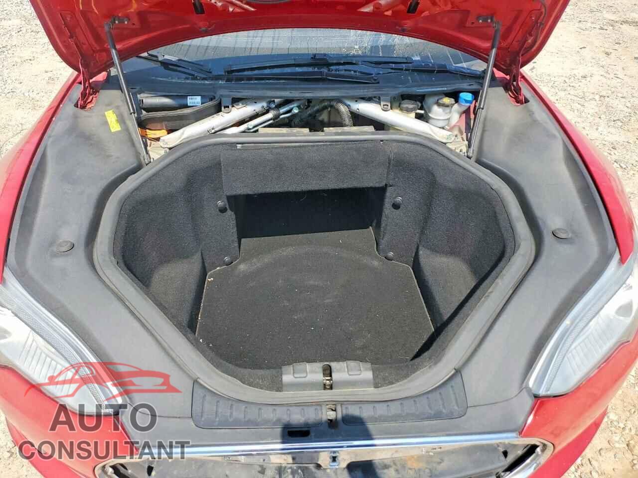 TESLA MODEL S 2013 - 5YJSA1CG9DFP19629