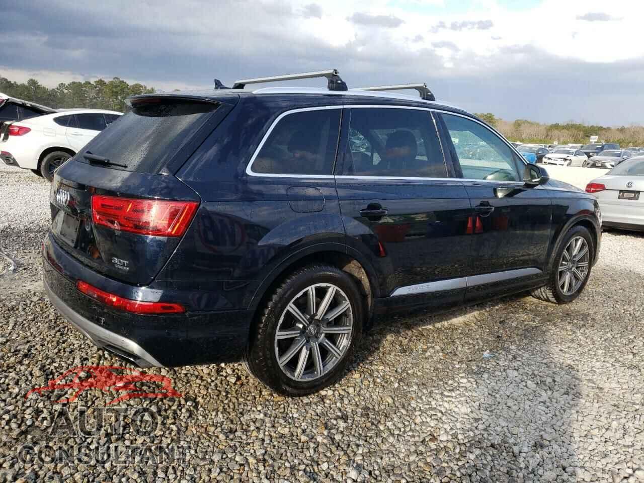 AUDI Q7 2017 - WA1VAAF74HD014494