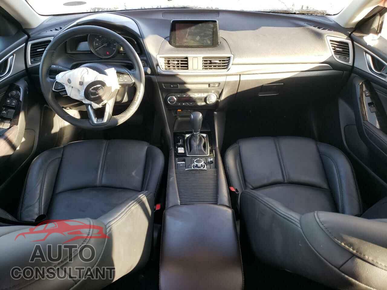 MAZDA 3 2017 - 3MZBN1L72HM138007