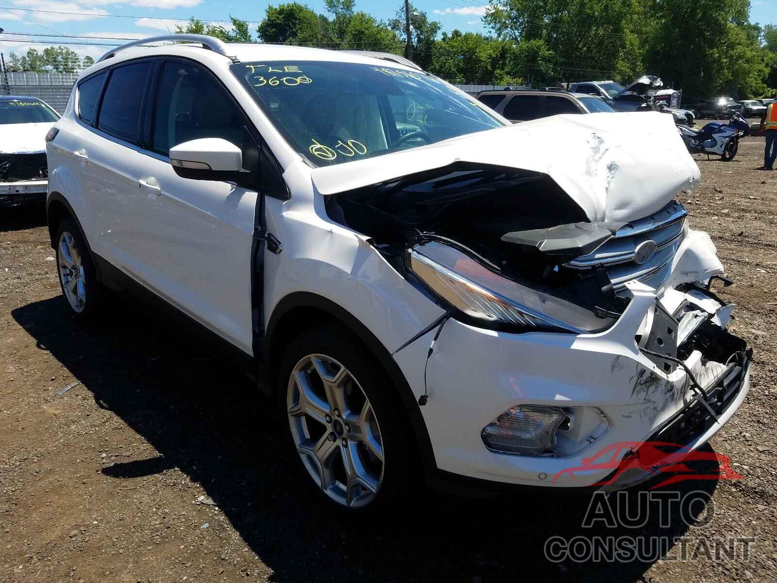 FORD ESCAPE 2019 - 1FMCU9J90KUB18673