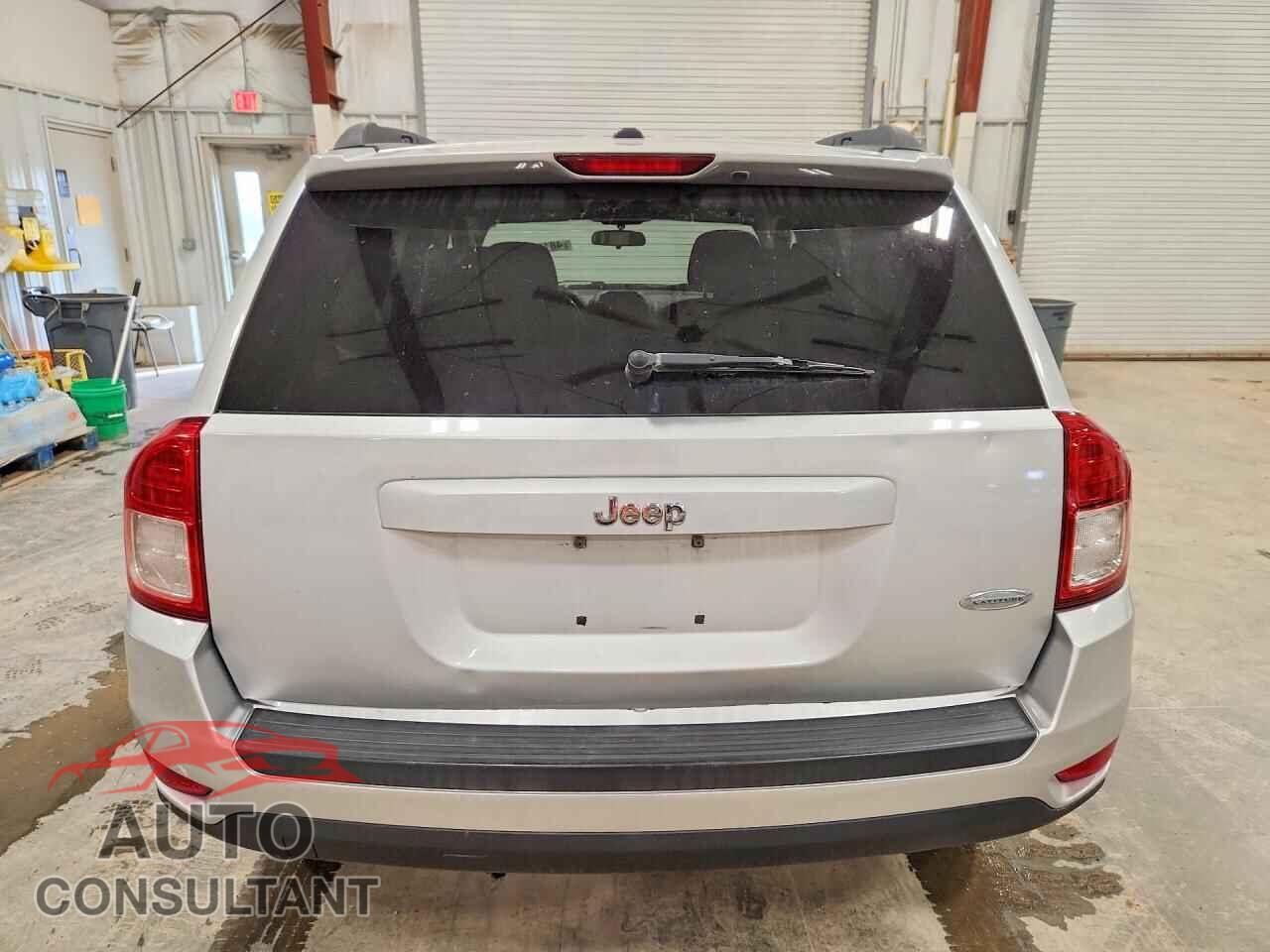 JEEP COMPASS 2011 - 1J4NT1FBXBD246300