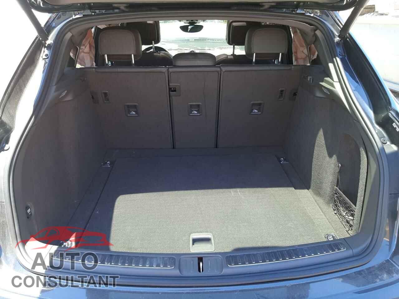 PORSCHE MACAN 2017 - WP1AA2A53HLB00478