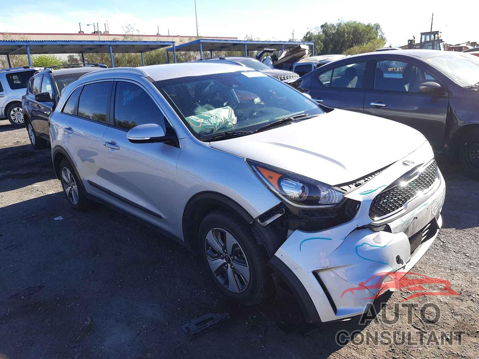 KIA NIRO 2018 - KNDCC3LC9J5126681